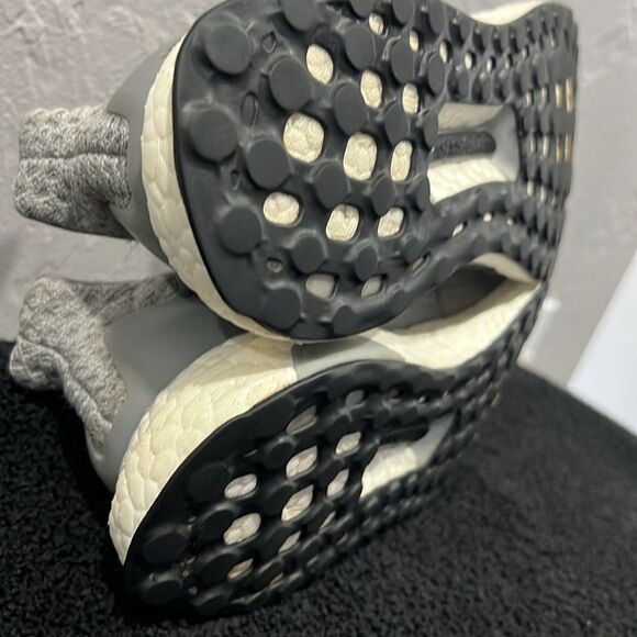 🔥🔥 ADIDAS Ultraboost 4.0 Grey Womens Running Shoes Sneakers Sz 7 - EUC - Picture 11 of 13